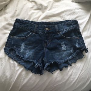 billabong distressed jean shorts