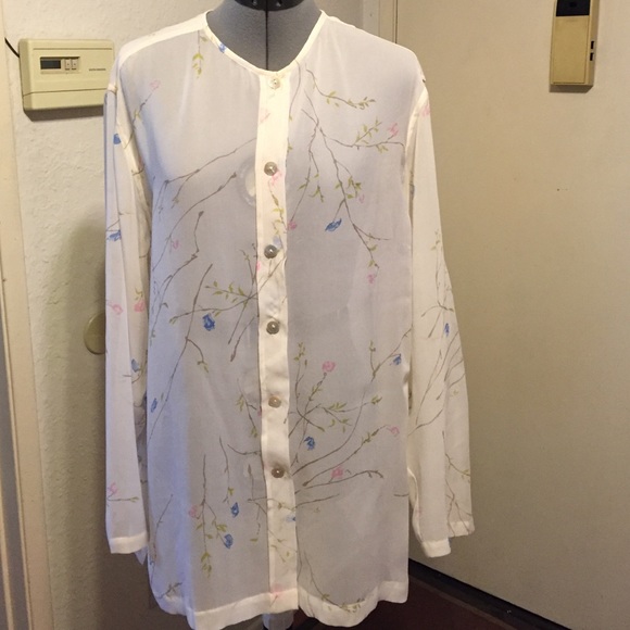 SOLD Beautiful woman blouse