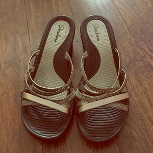 Black and Silver Skecher Wedges