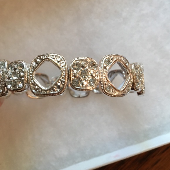 bracelet - Picture 3 of 3