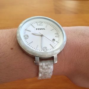 White pearl fossil watch