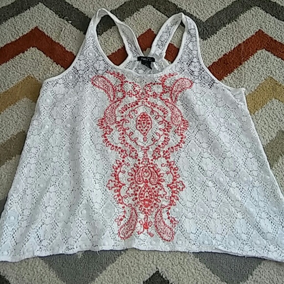 Rue 21 size L crochet crop top