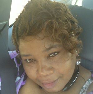 Meet your Posher, Juanita