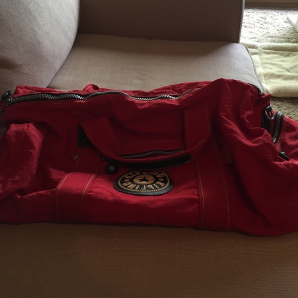 Kipling medium duffel bag