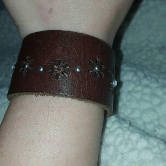 Handmade genuine leather braclet