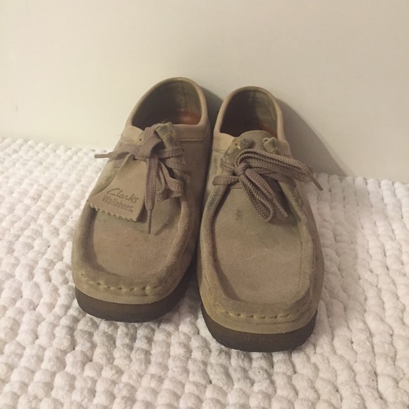 Clarks Wallabees
