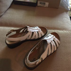 Clarks white sandal