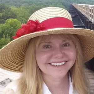 Meet your Posher, Kathleen