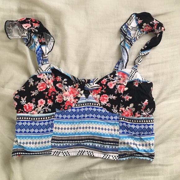 Crop top