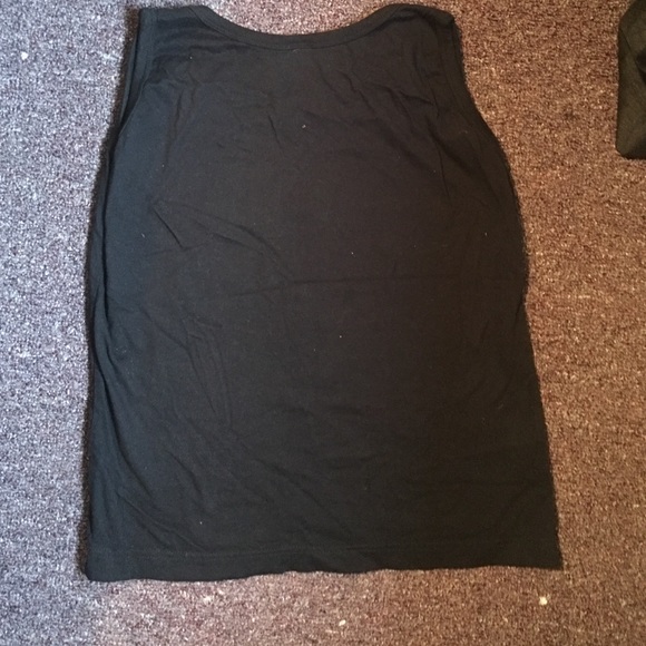 Graphic tee - Picture 3 of 3