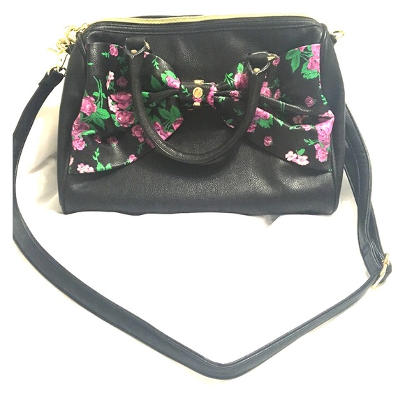 Betsey Johnson Bag!