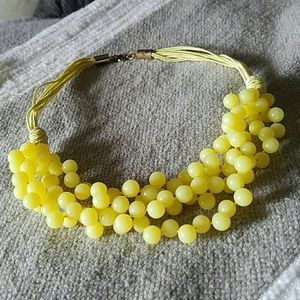 Vintage Jewelry - Vintage yellow beaded necklace Vintage Jewelry - Vintage yellow beaded necklace