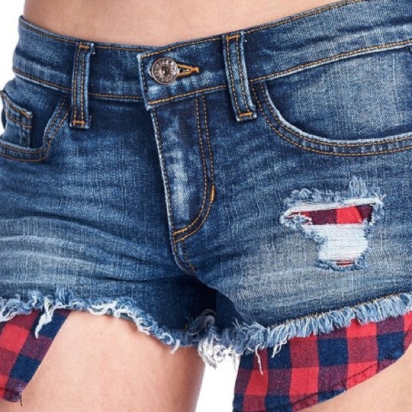 Pants - Price Drop FIRM Denim short shorts
