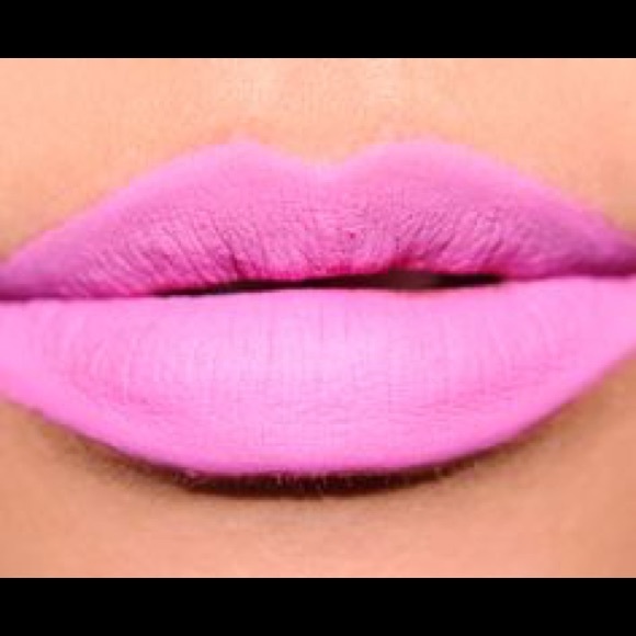 Kat Von D liquid lipstick Armageddon