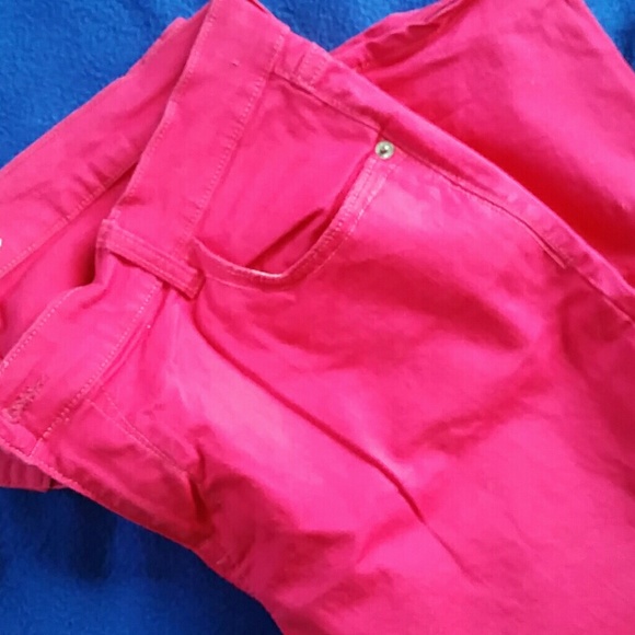 Pink pants - Picture 2 of 3