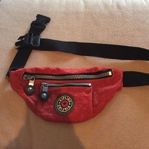 Kipling fanny pack