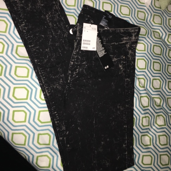 Black stone washed high waist jeans (Runs small)