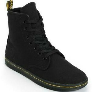 Dr. Martens Shoreditch canvas high tops!
