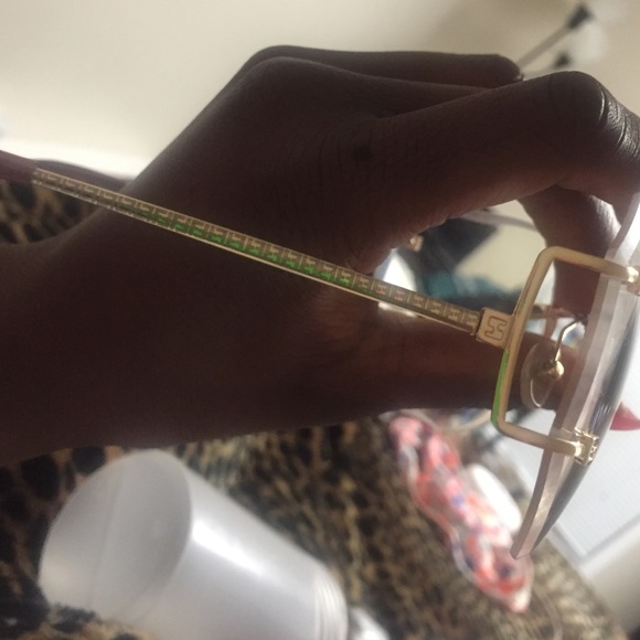 Summer16 Sunnies - Picture 2 of 3