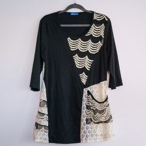 Multi-fabric tunic top