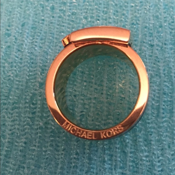 Michael Kors Ring size 6 - Picture 3 of 3