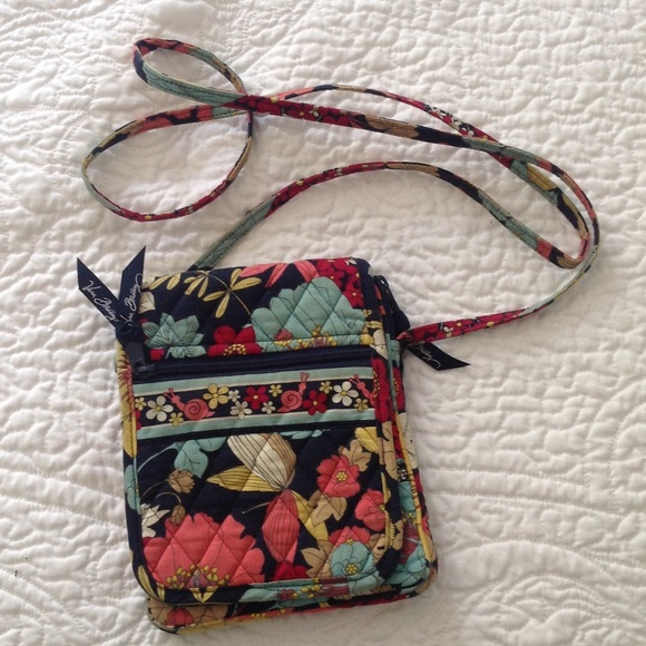 Vera Bradley Handbags - Vera Bradley Crossbody