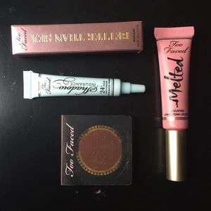 Too faced bundle