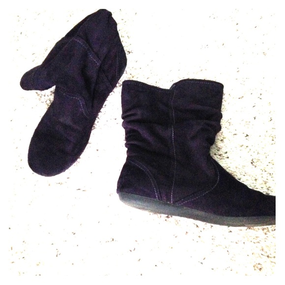 Booties purple suede size 7