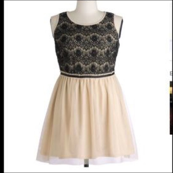 ModCloth Dresses & Skirts - REPOSH: Modcloth lace & tulle dress