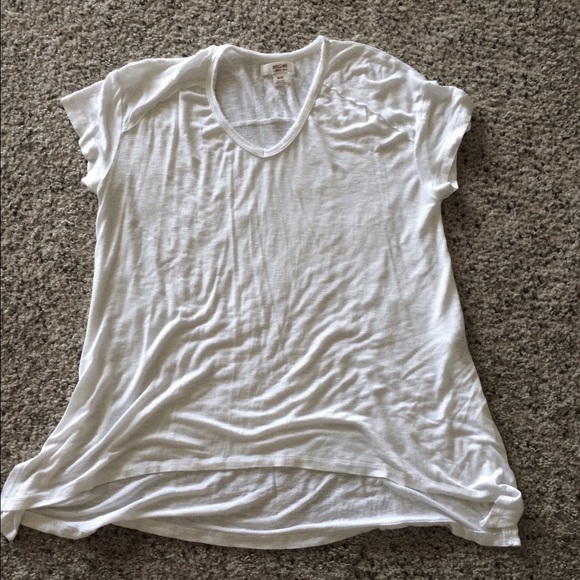NWOT.... Tunic high low v-neck t-shirt