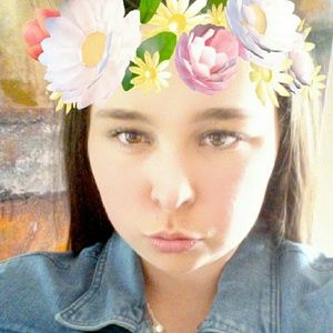 Meet your Posher, Kaitlyn