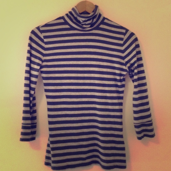 Banana Republic turtleneck