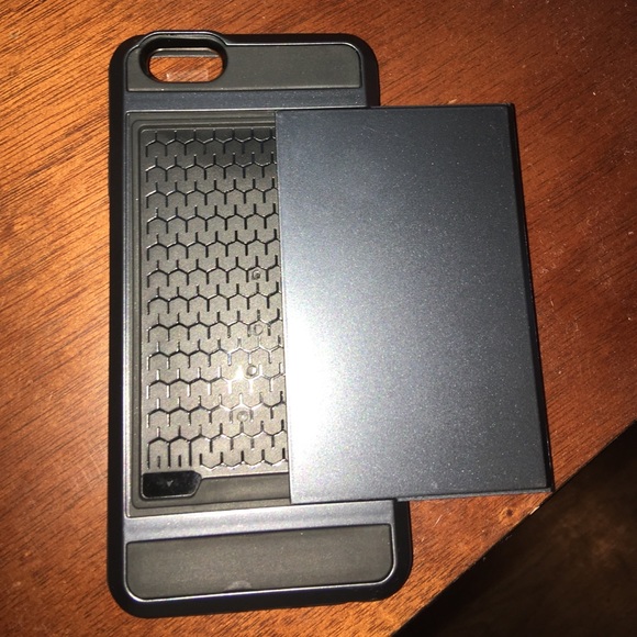 iPhone 6 Case- Credit Card Holder - Picture 2 of 4