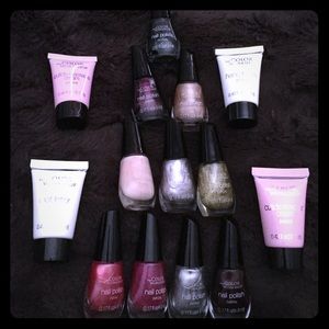 14pc nail set of lotion and polish.
