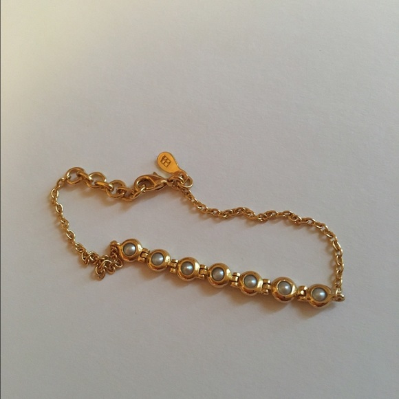 Thin Gold and Pearl Bracelet