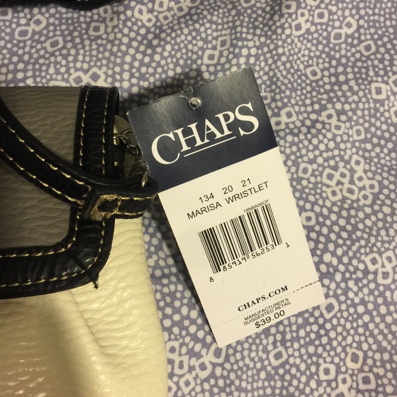 Chaps wristlet/cross body combo - Picture 2 of 4