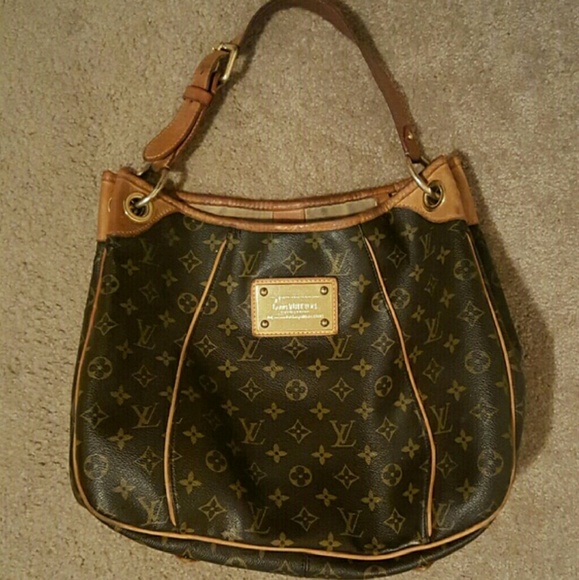 💚💚SOLD💚💚Authentic Galliera PM LV Bag