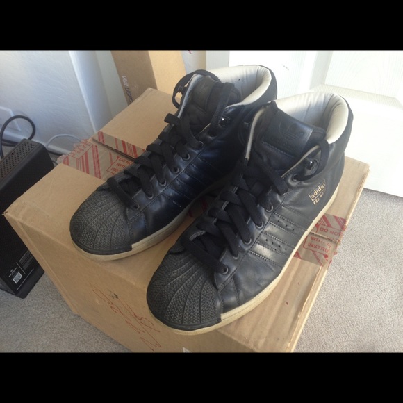 Adidas 11 men's vintage shoes