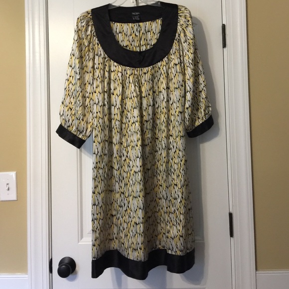 Bob Mackie retro-mod elbow sleeve shift dress