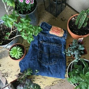 Vintage Levi 501 jeans
