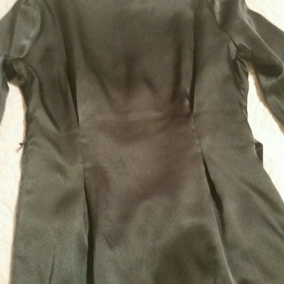 Satin gray blouse great for office - Picture 2 of 3