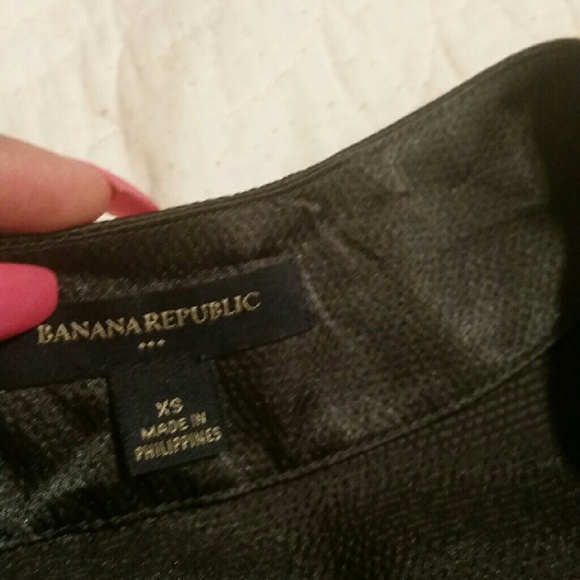 Satin gray blouse great for office - Picture 3 of 3