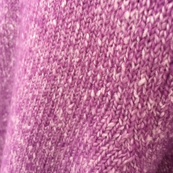 Croft & Barrow size Large long sleeve knit top - Picture 2 of 2