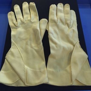 Vintage yellow gloves