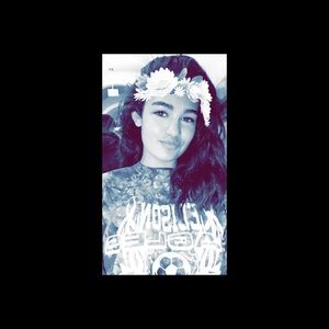 Meet your Posher, Mariela