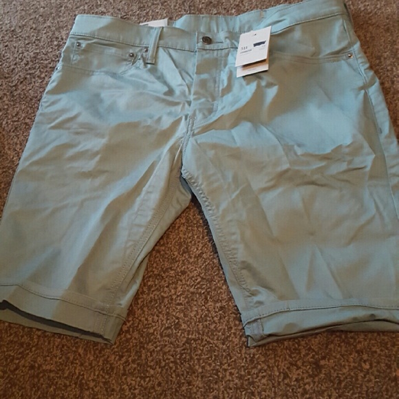 Men's 511 slim fit cuffed shorts brand new size 36 - Picture 1 of 3