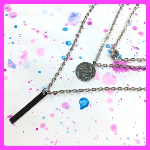 🎉HP 11/6/16🎉 Crystal Bar, Silver Coin, Necklace - Picture 2 of 4