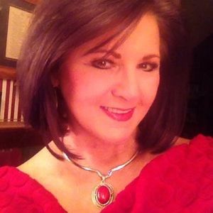 Meet your Posher, Tina