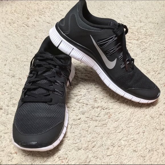 Women Black Nike Free 5.0 Size 8.5