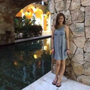 Meet your Posher, Christine